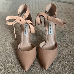 Steve Madden pumps